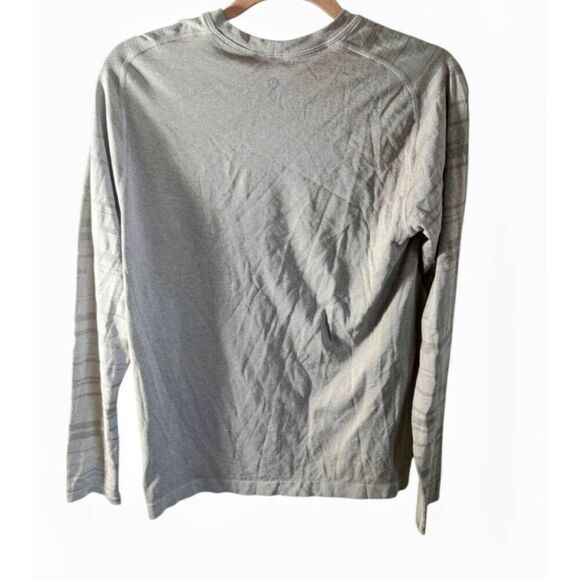 LULULEMON ATHLETICA Metal Vent Tech Long Sleeve Size Med - Picture 3 of 3